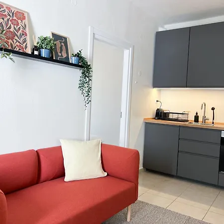 Near And Easy Parking - By Solstad Apartmán *