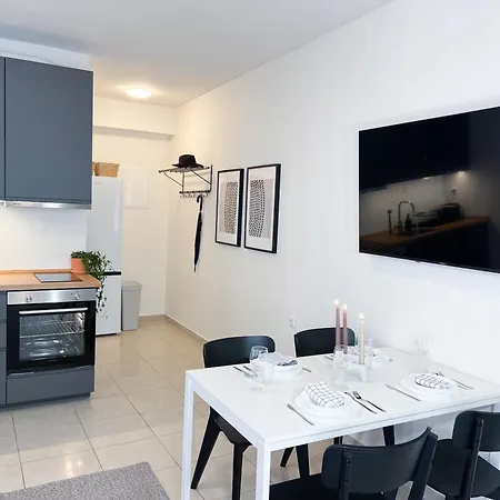 Apartmán Near And Easy Parking - By Solstad *