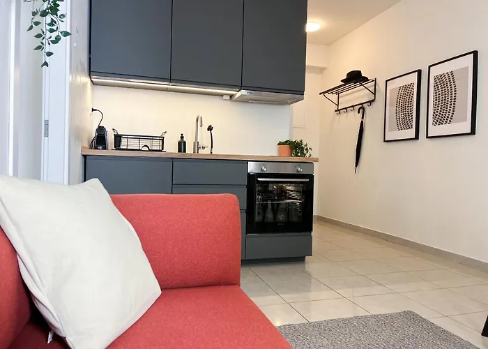 Near Beach&easy Parking - By Solstad Kavala