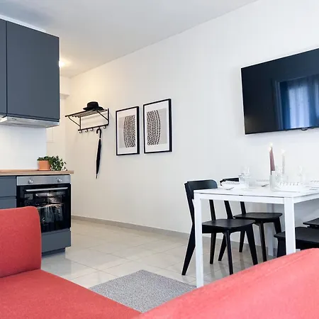 Daire Near And Easy Parking - By Solstad *