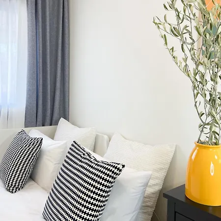 Near And Easy Parking - By Solstad Daire Kavala